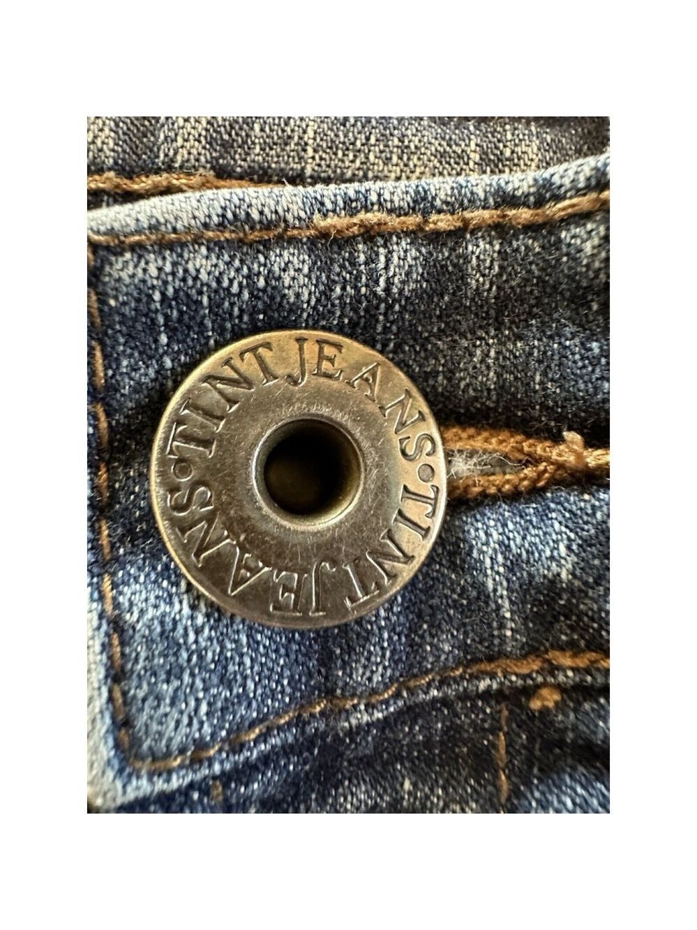 Tint Women's Denim Bermuda Short Cuffed Blue Size 12 5-Pockets Zipper Button - Picture 4 of 15